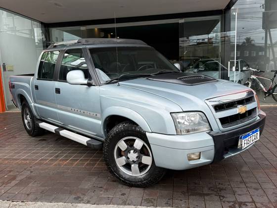 CHEVROLET S10 2.8 EXECUTIVE 4X4 CD 12V TURBO ELECTRONIC INTERCOOLER DIESEL 4P MANUAL